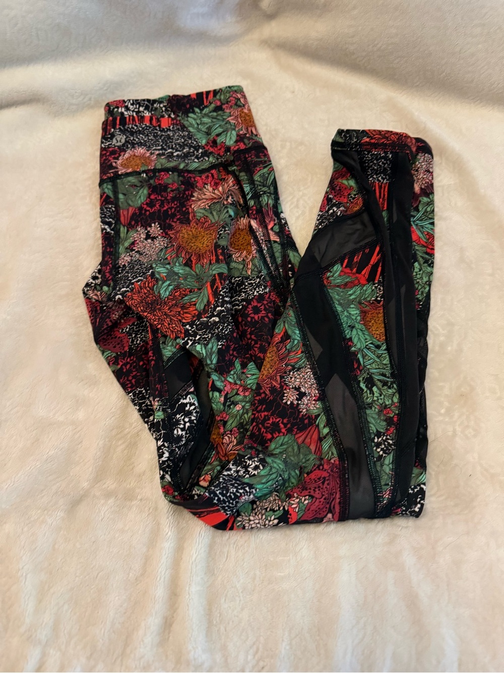lululemon athletica Floral Mesh-Panel Leggings in Black, Green & Red